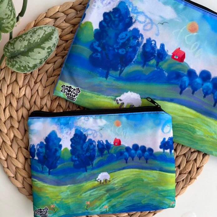 Red House Pouch – D2